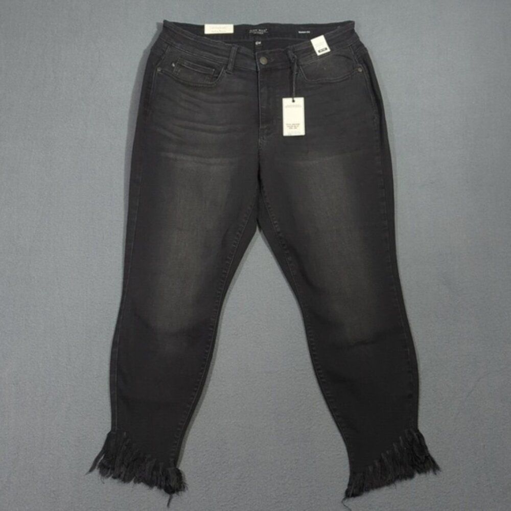 Judy Blue Jeans Women's 16W Black Skinny Fit Mid Rise Frayed Hems Denim NWT